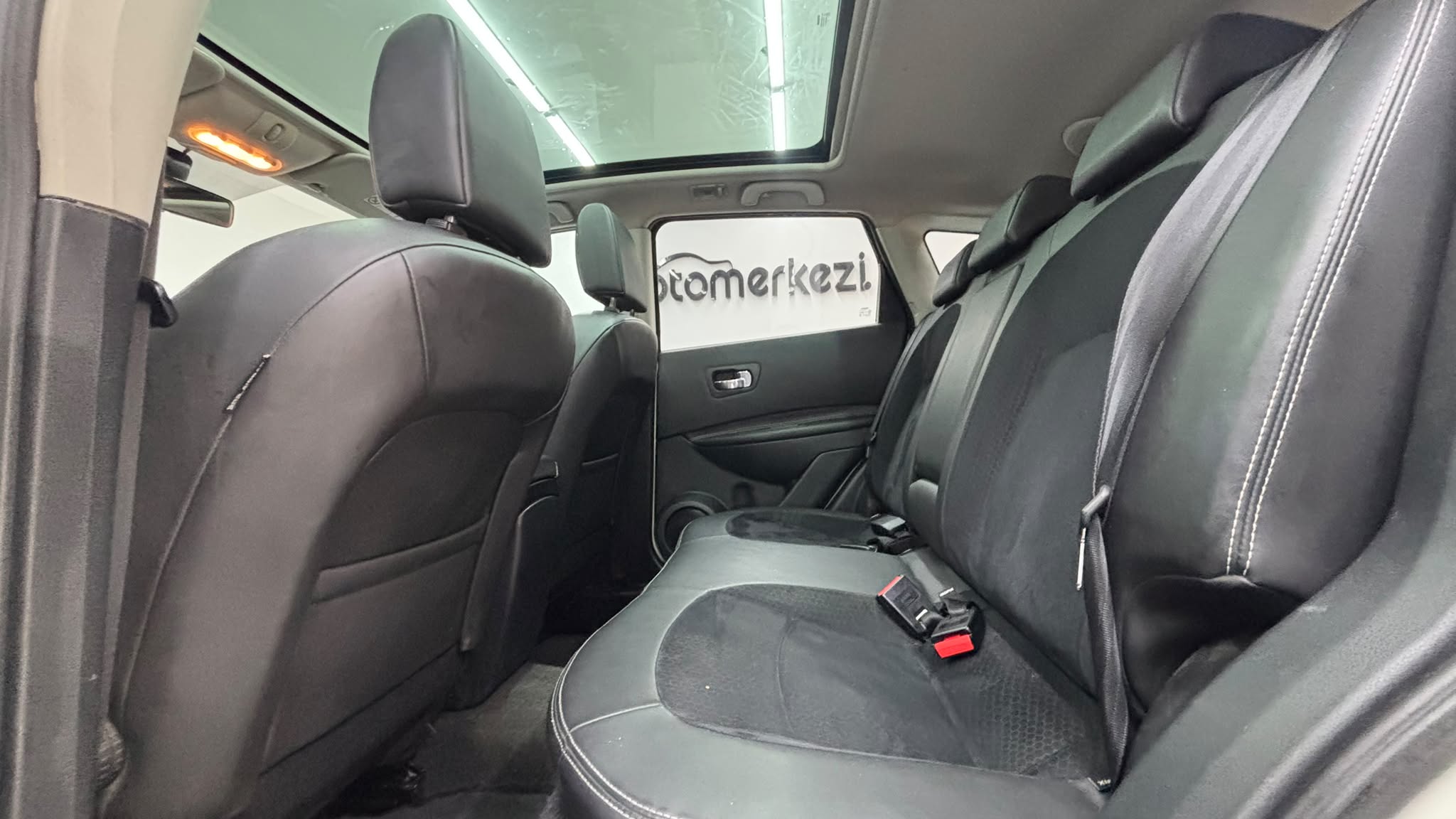 NISSAN QASHQAI 8